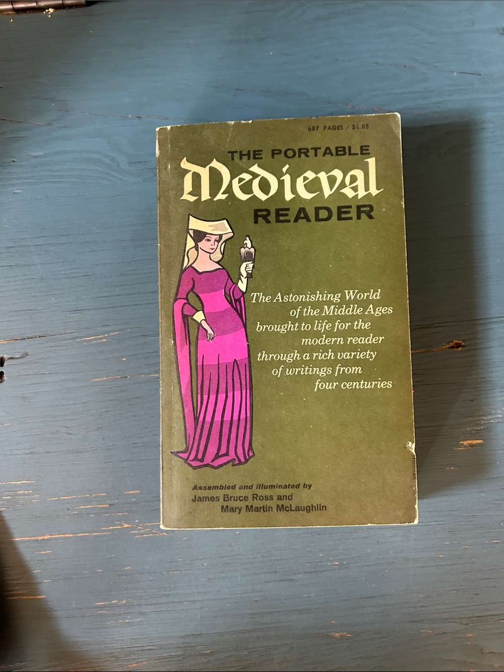 Medieval Reader Portable Book - Olive Green Cover with Pink Illustration - 1966